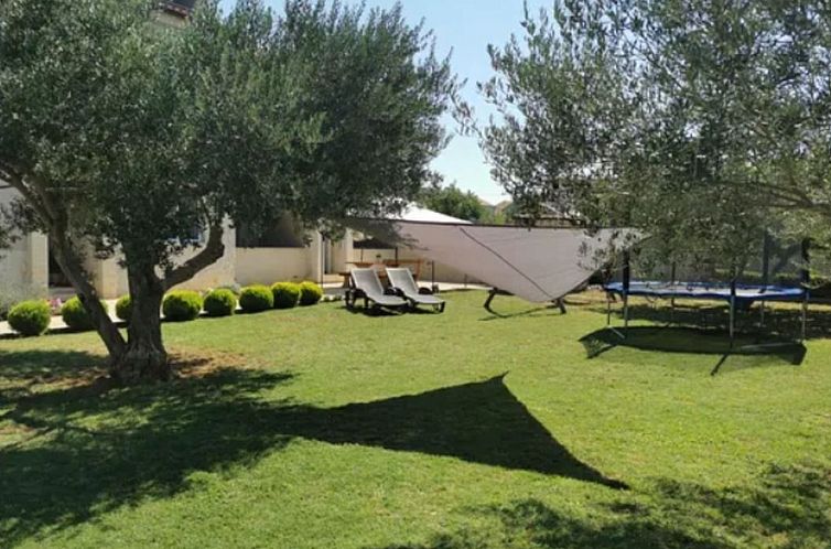 Appartement Wohnung Kim Red -von TA Leut Agency