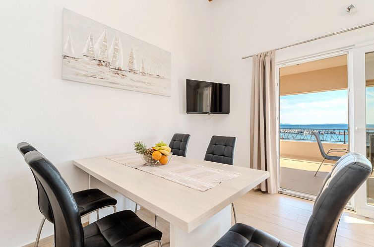 Appartement Wohnung "Mira" direkt am Strand