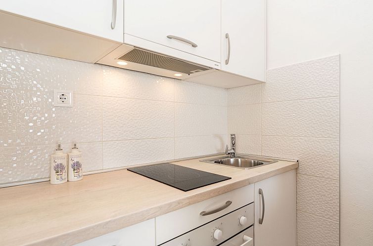 Appartement Wohnung "Mira" direkt am Strand