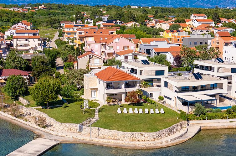 Appartement Wohnung "Mira" direkt am Strand
