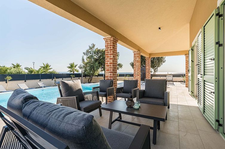 Vakantiehuis Villa "Mar" am Strand mit beheiztem Pool, Jacuz