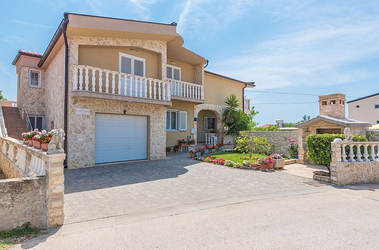 Appartement Wohnung Miriam mit Terrasse - TA Leut Agency