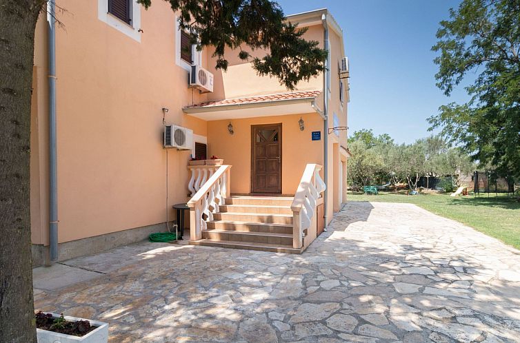 Appartement Wohnung Casa Nada02mit Terrasse - Agentur TA Leu