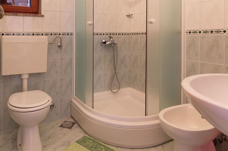 Appartement Wohnung Casa Nada02mit Terrasse - Agentur TA Leu