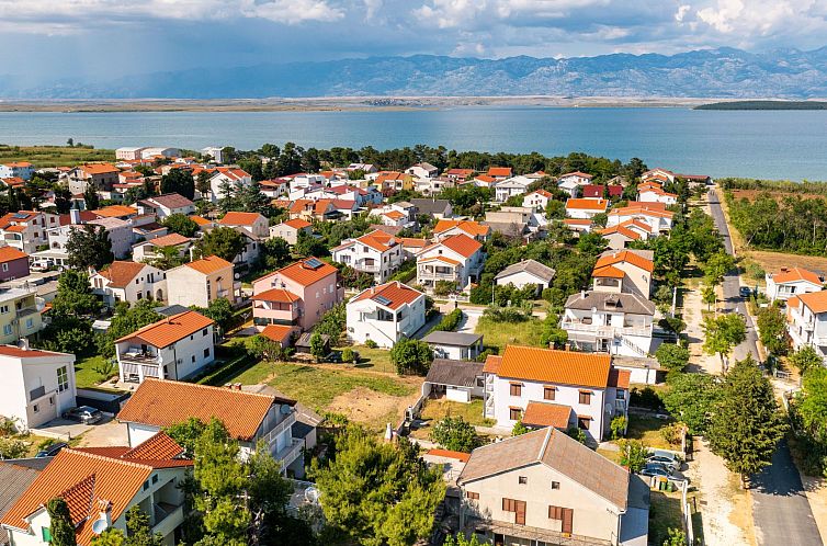 Guest house 1034756 - Apartment Dalmatia - Appartement Wohnung Oase in der Nähe von Queen Beach - TA L