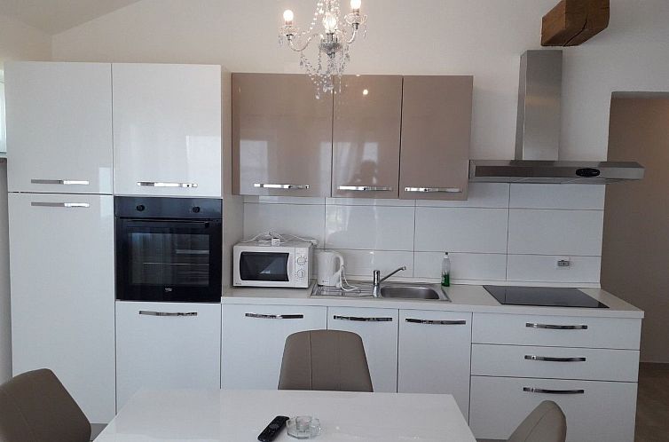 Appartement Wohnung Delfin mit großer Terrasse - TA Leut Ag