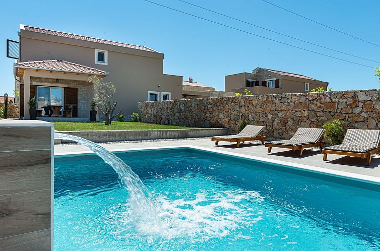 Vakantiehuis Villa Vid 04 mit beheiztem Pool - von der Agent