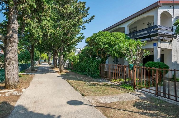 Appartement Wohnung "Mira" direkt am Strand