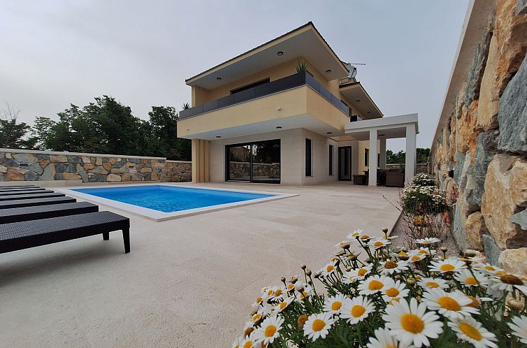 Vakantiehuis Neue Luxusvilla mit Pool - Agentur TA Leut