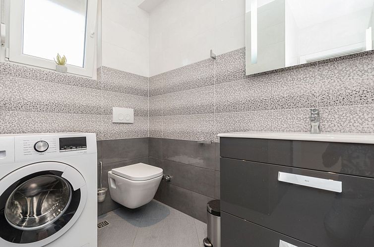 Vakantiehuis Villa Ema - beheizter Salzwasserpool, Fitnessra