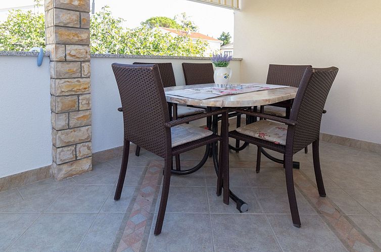 Unterkunft 1034780 - Appartement Dalmatien - Appartement Appartement Kristi in Strandnähe - Agentur TA L