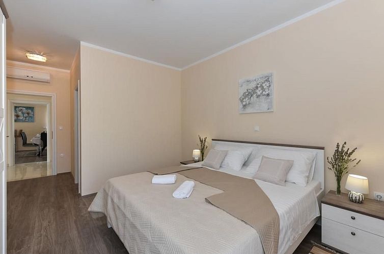Vakantiehuis Villa mit Garten, Grill und Terrasse