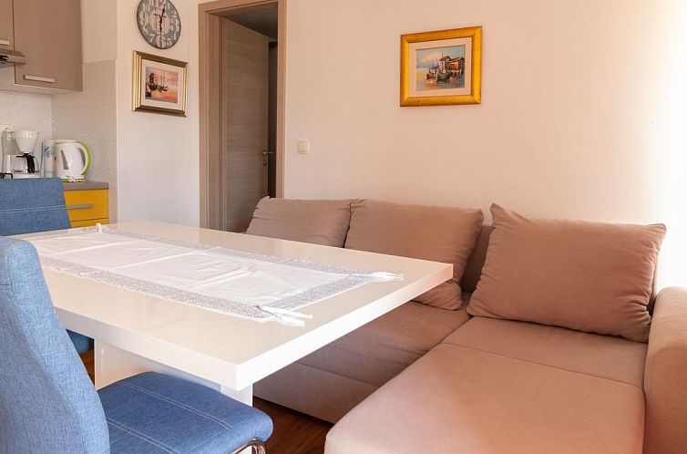 Appartement Mobilheim mit Privatparkplatz