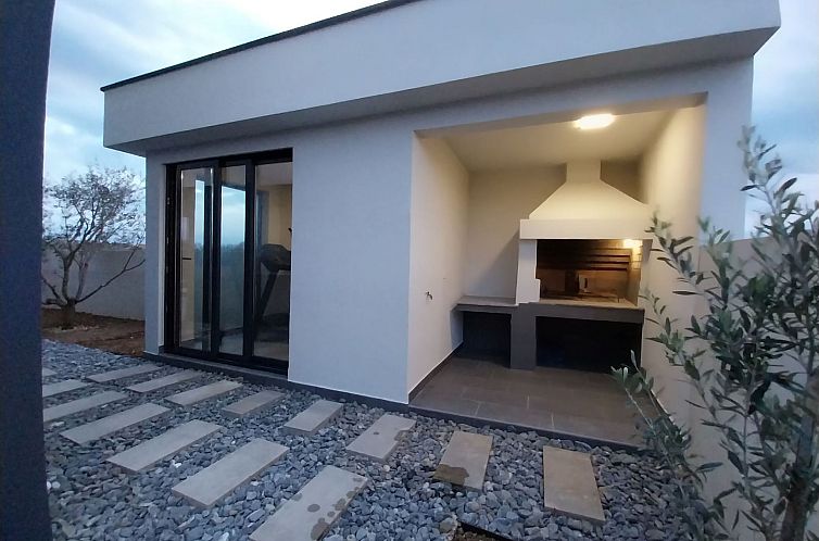 Vakantiehuis Villa Angelo mit Sauna, Fitnessraum und Pool