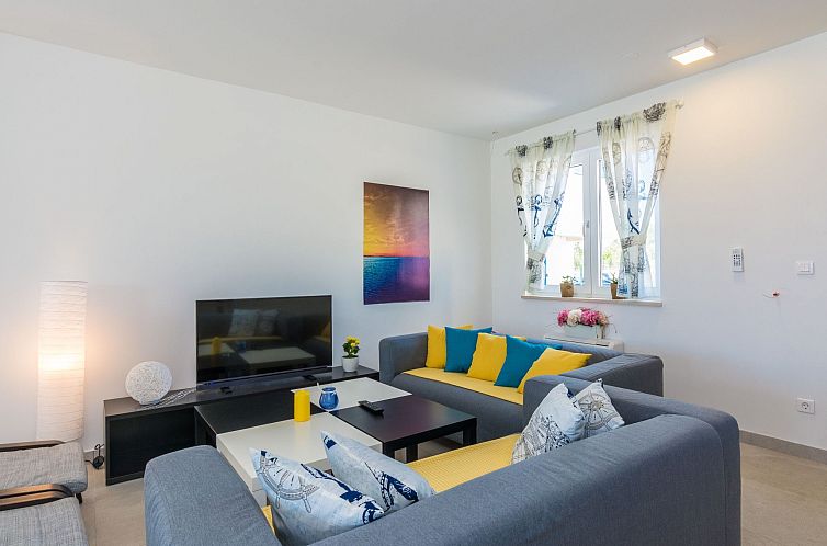 Vakantiehuis Strandvilla Miri Rose mit beheizbarem Pool