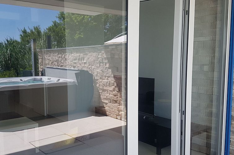 Vakantiehuis Ferienvilla "Miri Palme" mit Whirlpool