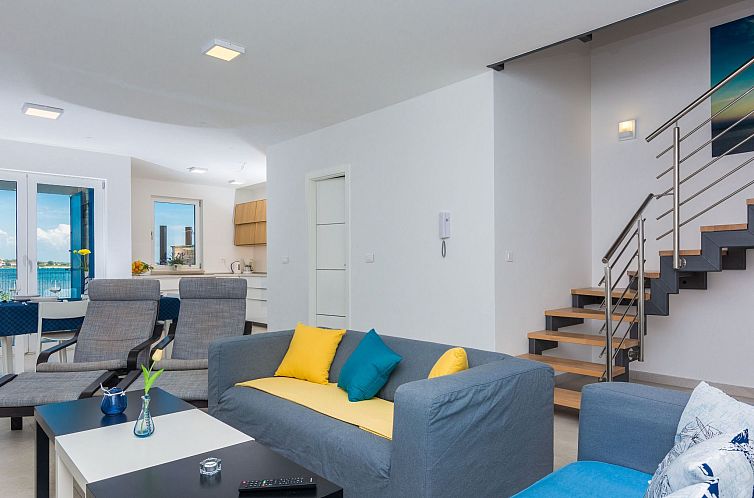 Vakantiehuis Ferienvilla "Miri Orchid" mit privatem Pool
