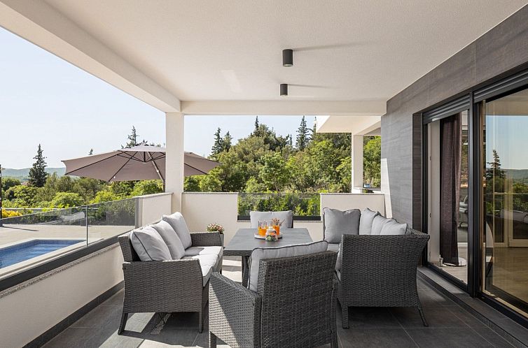 Vakantiehuis Villa Bura mit Pool und tollem Ausblick