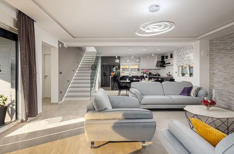 Vakantiehuis Villa Bura mit Pool und tollem Ausblick