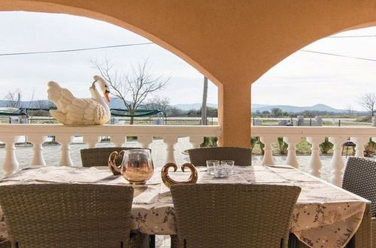 Appartement Laura mit Pool