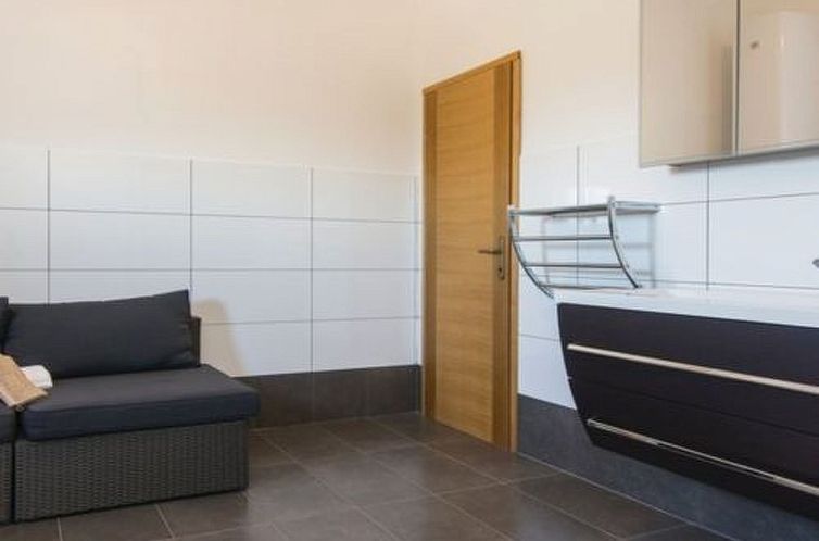 Appartement Laura mit Pool