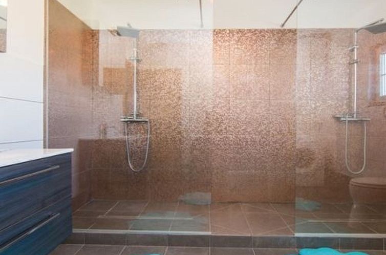 Appartement Laura mit Pool