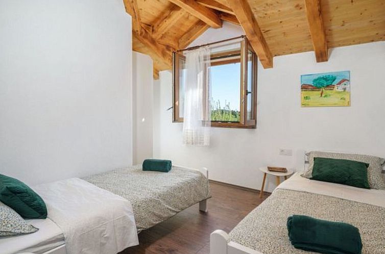 Vakantiehuis Holiday Home Marilu with pool