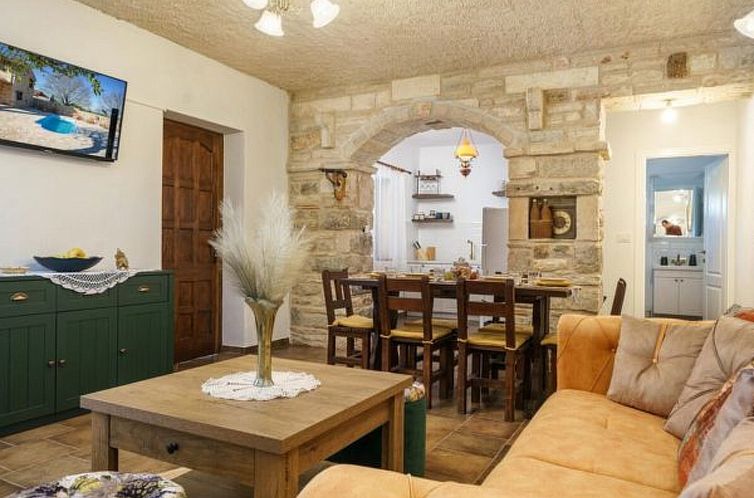 Vakantiehuis Holiday Home Marilu with pool