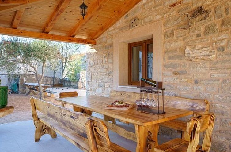 Vakantiehuis Holiday Home Marilu with pool