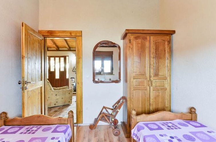 Vakantiehuis Villa Callista with Pool