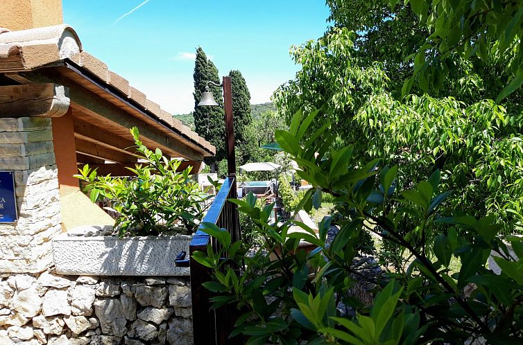 Vakantiehuis Romantisches Steinhaus für einen erholsamen Ur