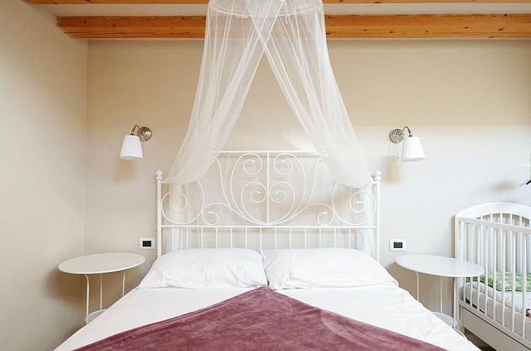 Vakantiehuis Romantisches Steinhaus für einen erholsamen Ur