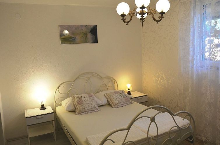 Appartement Srsen in Kuciste für 2 Personen