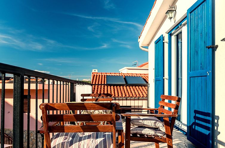 Vakantiehuis in Tisno mit Terrasse und Grill