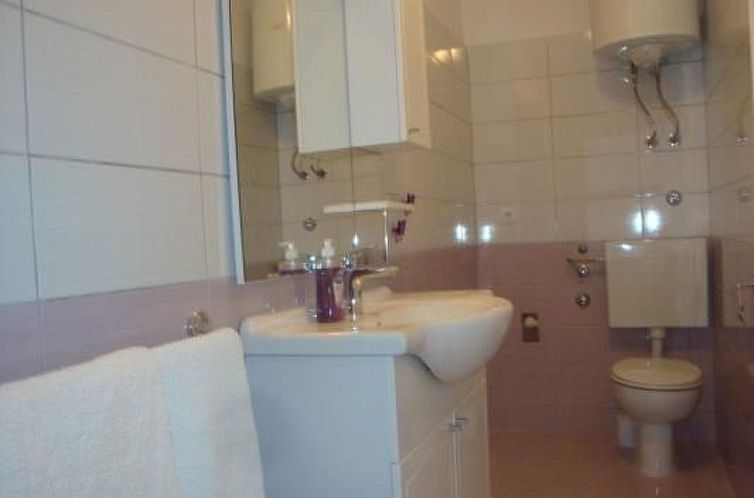 Appartement Ferienapartment für zwei Erwachsene und zwei Ki