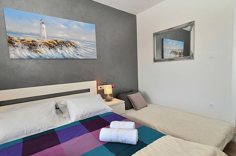 Appartement mit Terrasse