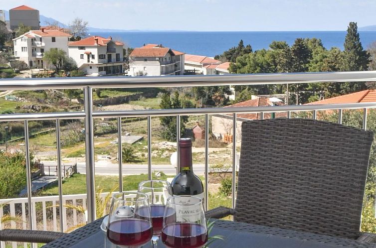 Appartement mit Terrasse