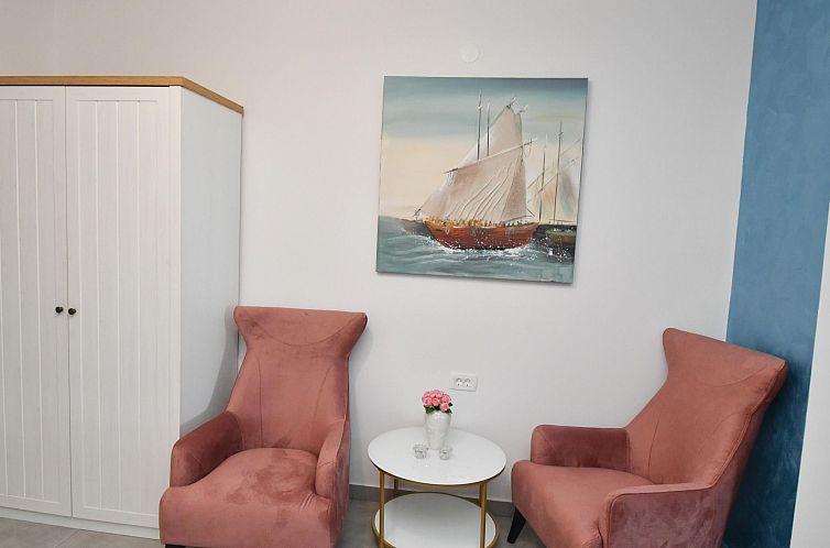 Appartement mit Terrasse