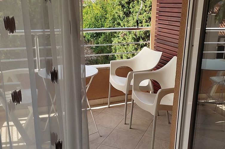 Appartement Gesamte Wohnung in Gradac mit Möbliertem Balkon