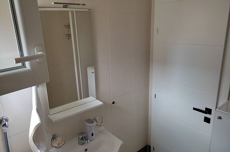 Appartement Gesamte Wohnung in Gradac mit Möbliertem Balkon