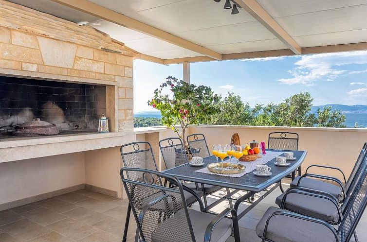 Vakantiehuis Villa Santa Lucia auf der Insel Brač