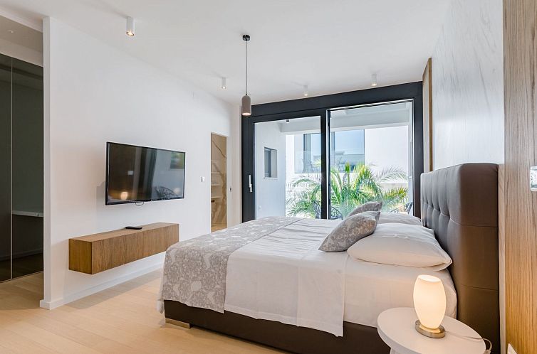 Vakantiehuis in Sutivan mit Privatem Pool