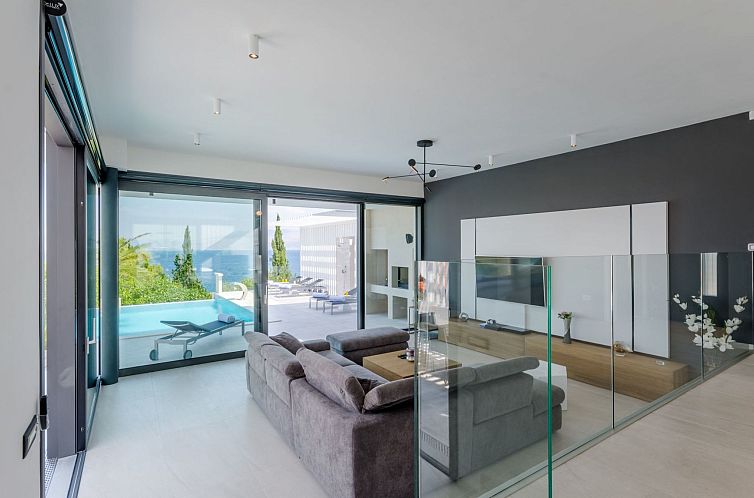 Vakantiehuis in Sutivan mit Privatem Pool