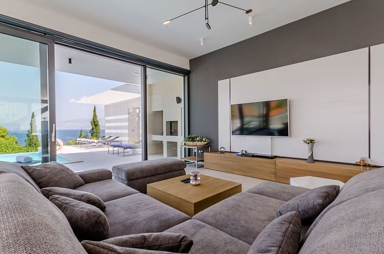 Vakantiehuis in Sutivan mit Privatem Pool