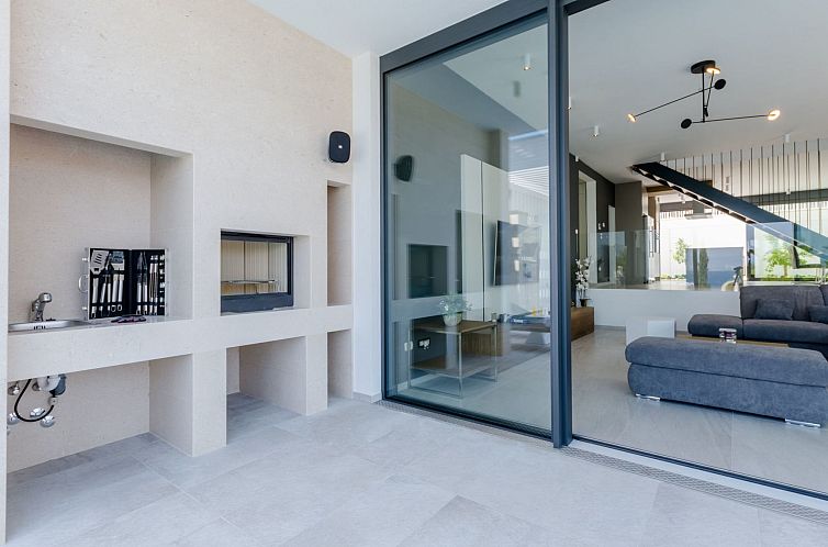 Vakantiehuis in Sutivan mit Privatem Pool