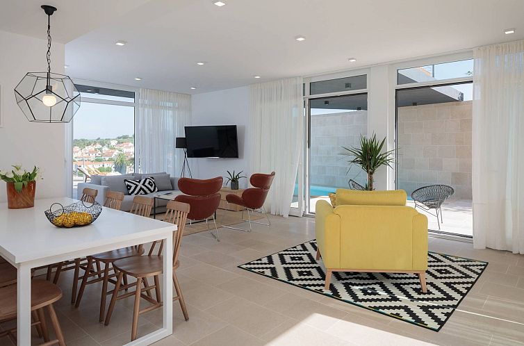 Vakantiehuis Semper Vivum Villa