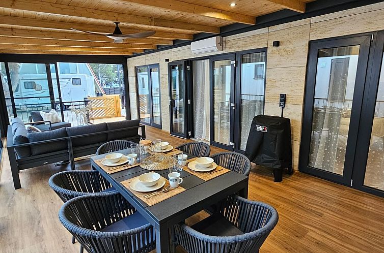 Guest house 1037115 - Apartment Dalmatia - Appartement Silver Moon mit Klimaanlage