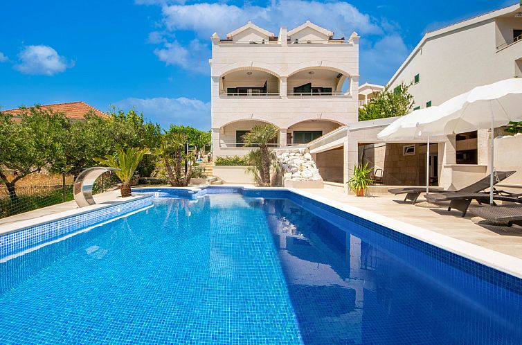 Guest house 1037407 - Apartment Dalmatia - Appartement Villa Andjelka