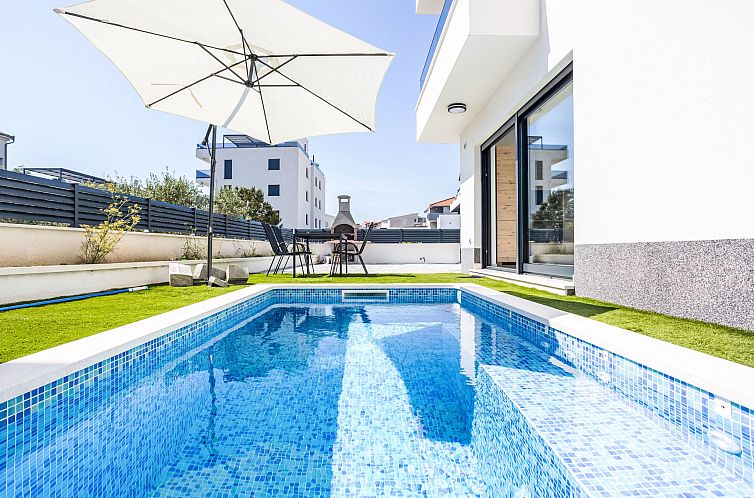 Guest house 1037415 - Apartment Dalmatia - Appartement Sunny Pool