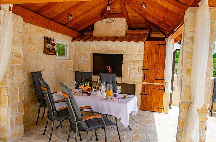 Vakantiehuis Villa Mara in Drniš